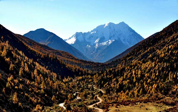 雅拉雪山